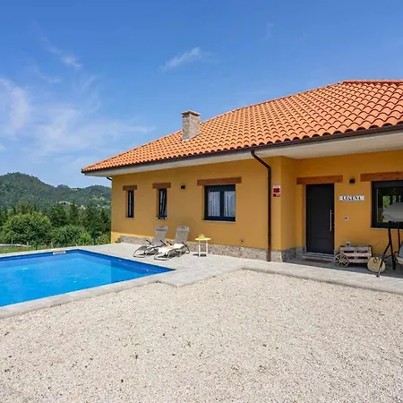Chalet En Lucena Vv 2874 As *