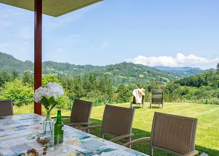 Chalet En Lucena Arboleya