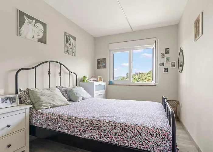 Chalet En Lucena Arboleya