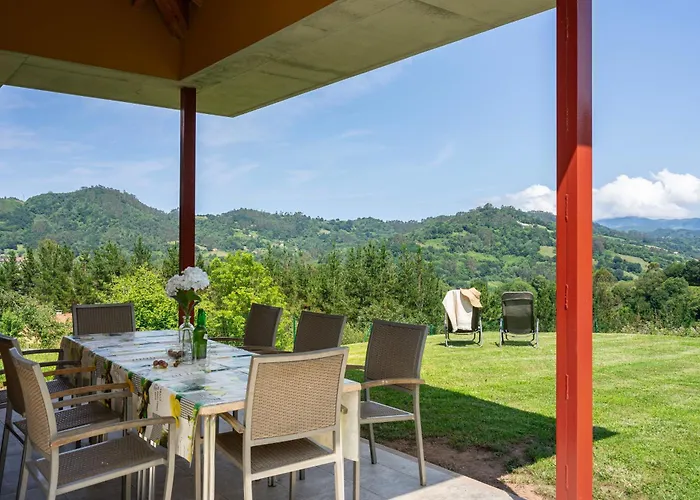 En Lucena Chalet Arboleya